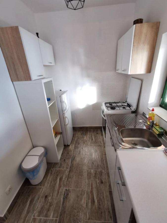 Kuca Za Odmor Obitelji Pedisic Villa Banj Luaran gambar